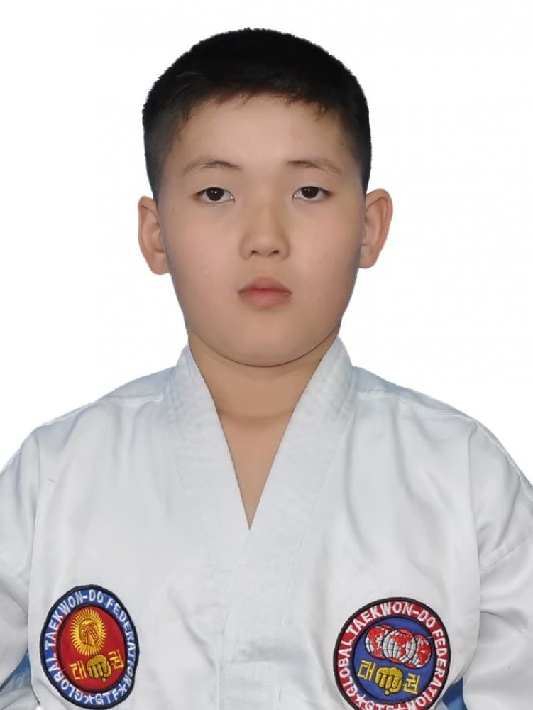 Султан Э.